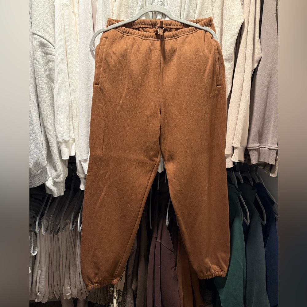 Skims Sweatpants